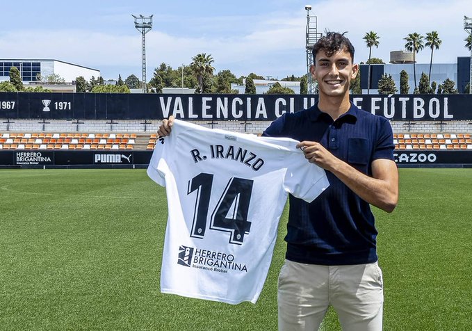 El picanyer Rubén Iranzo renova pel València CF fins a 2027
